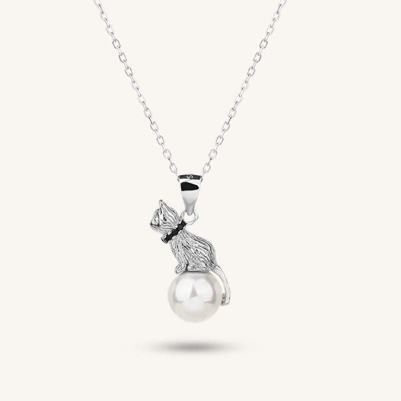 Pearl Kitty Pendant Necklace