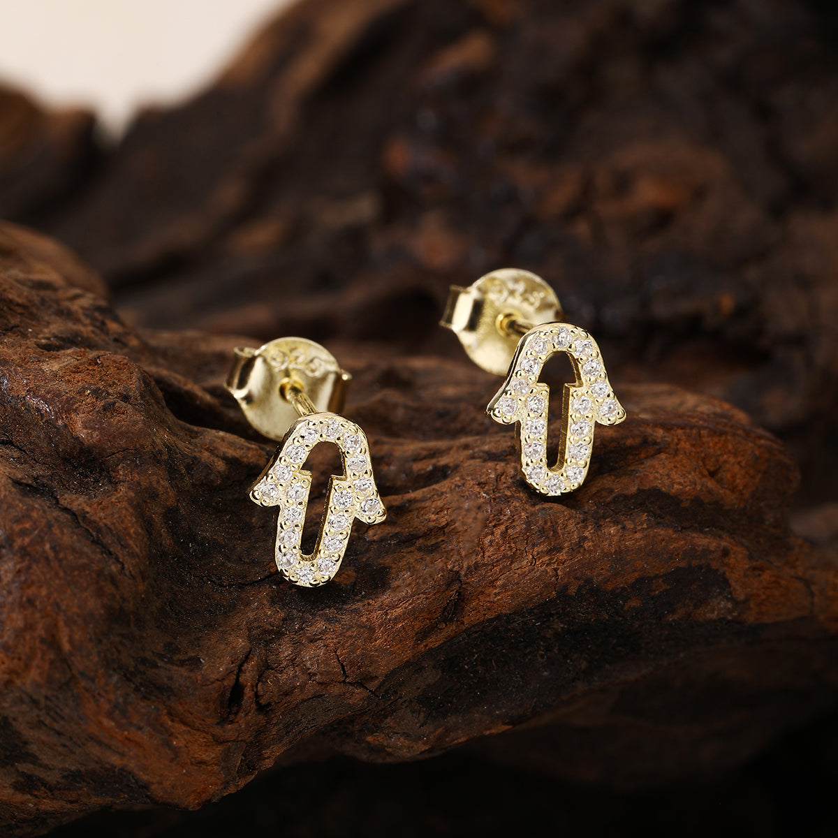 Gold Leaf Earrings – Minimalist Nature Jewelry | Shukluxe