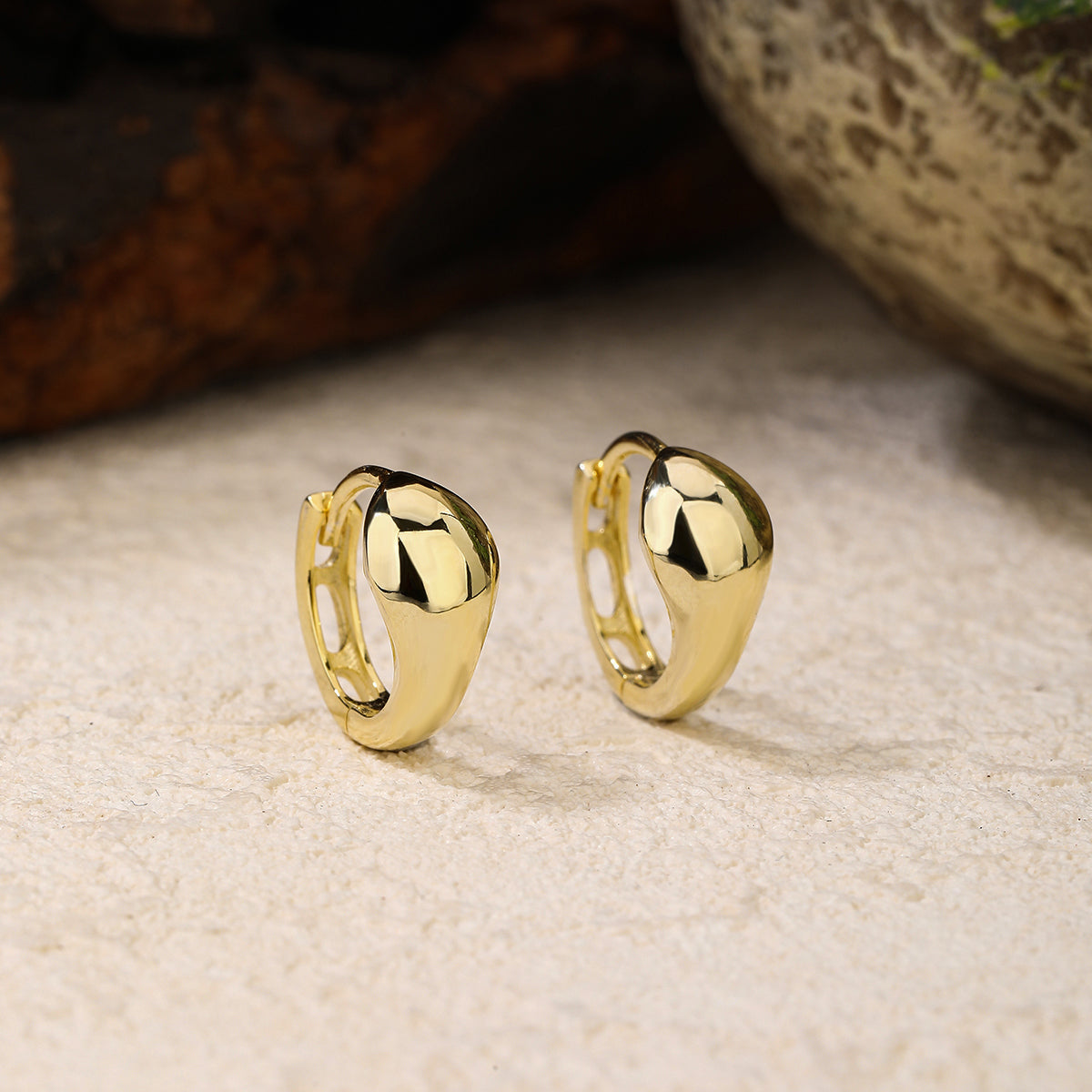 Serpent Chic Hoop Earrings