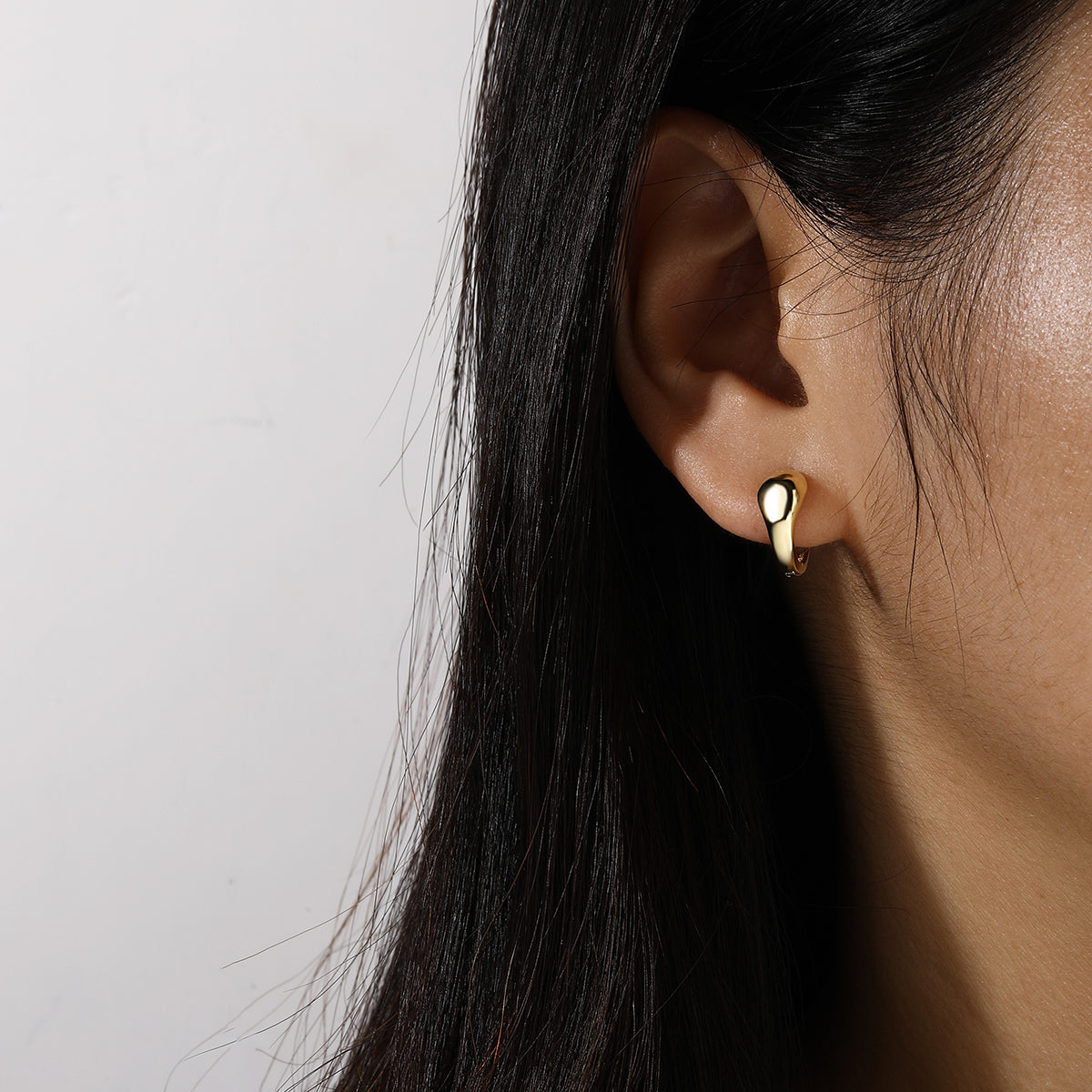 Serpent Chic Hoop Earrings