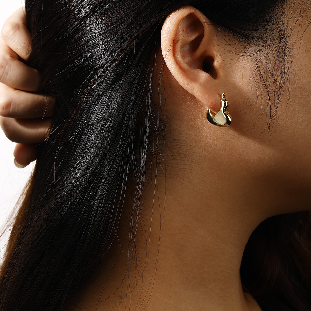 Heart Hoop Earrings Gold