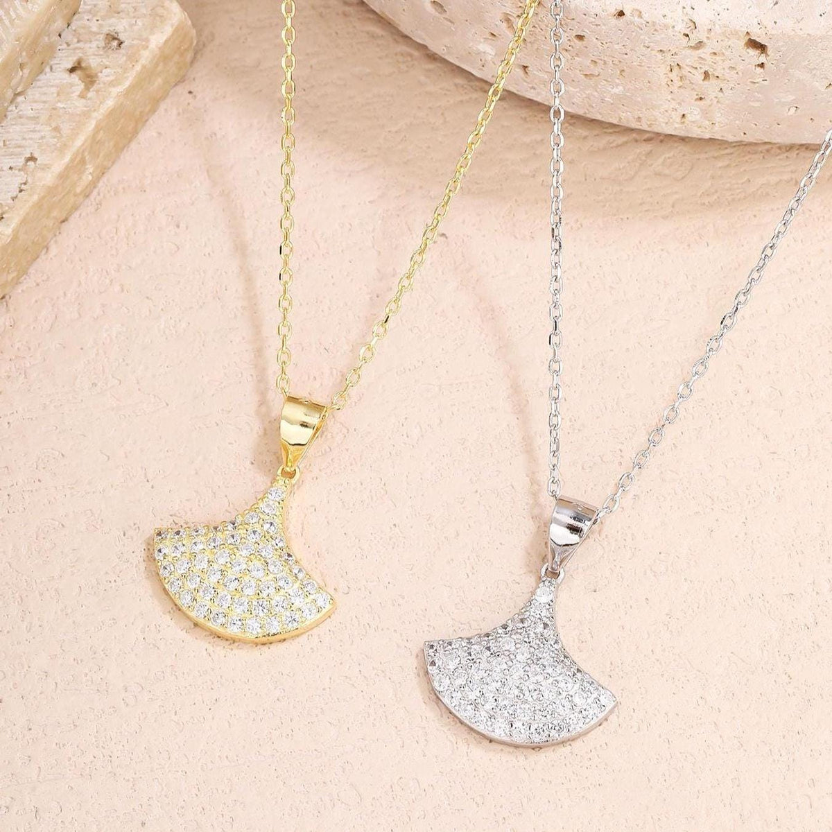 Ginkgo Leaf Pendant Necklace