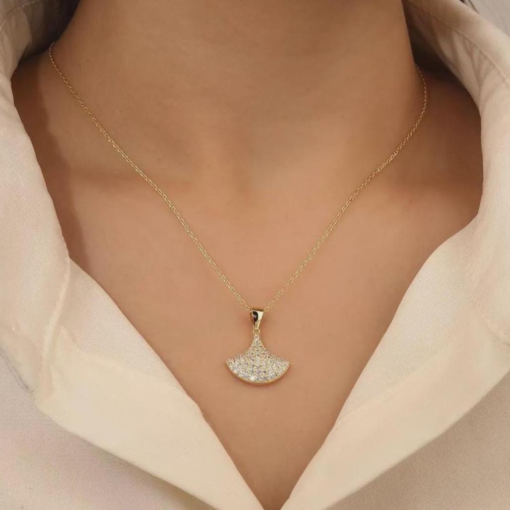 Ginkgo Leaf Pendant Necklace