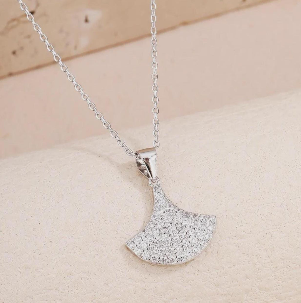 Ginkgo Leaf Pendant Necklace