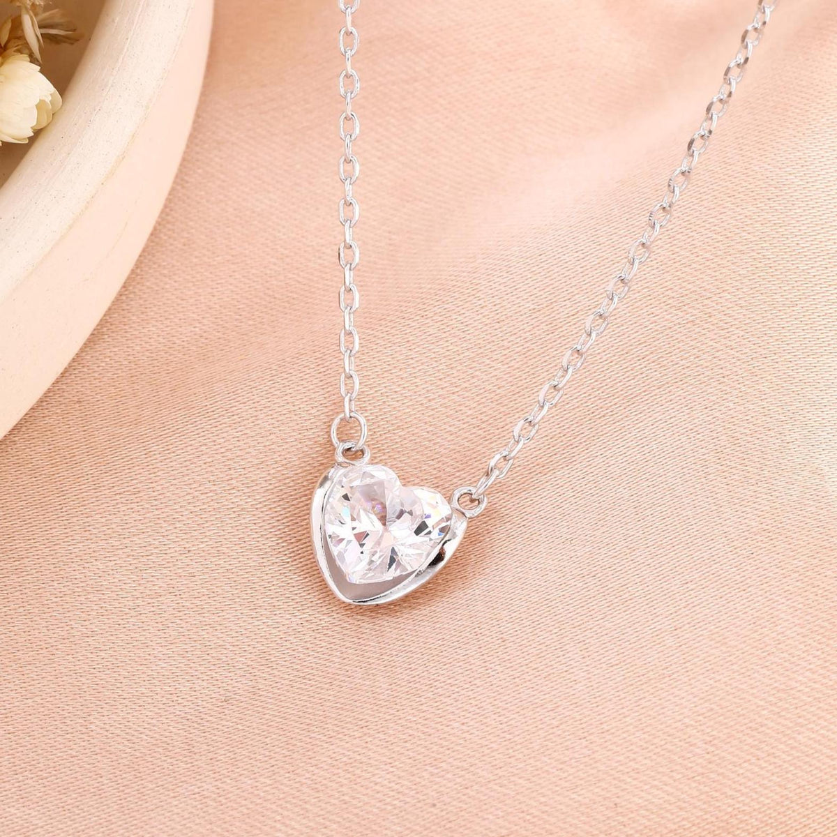 Tiny Heart Pendant Necklace