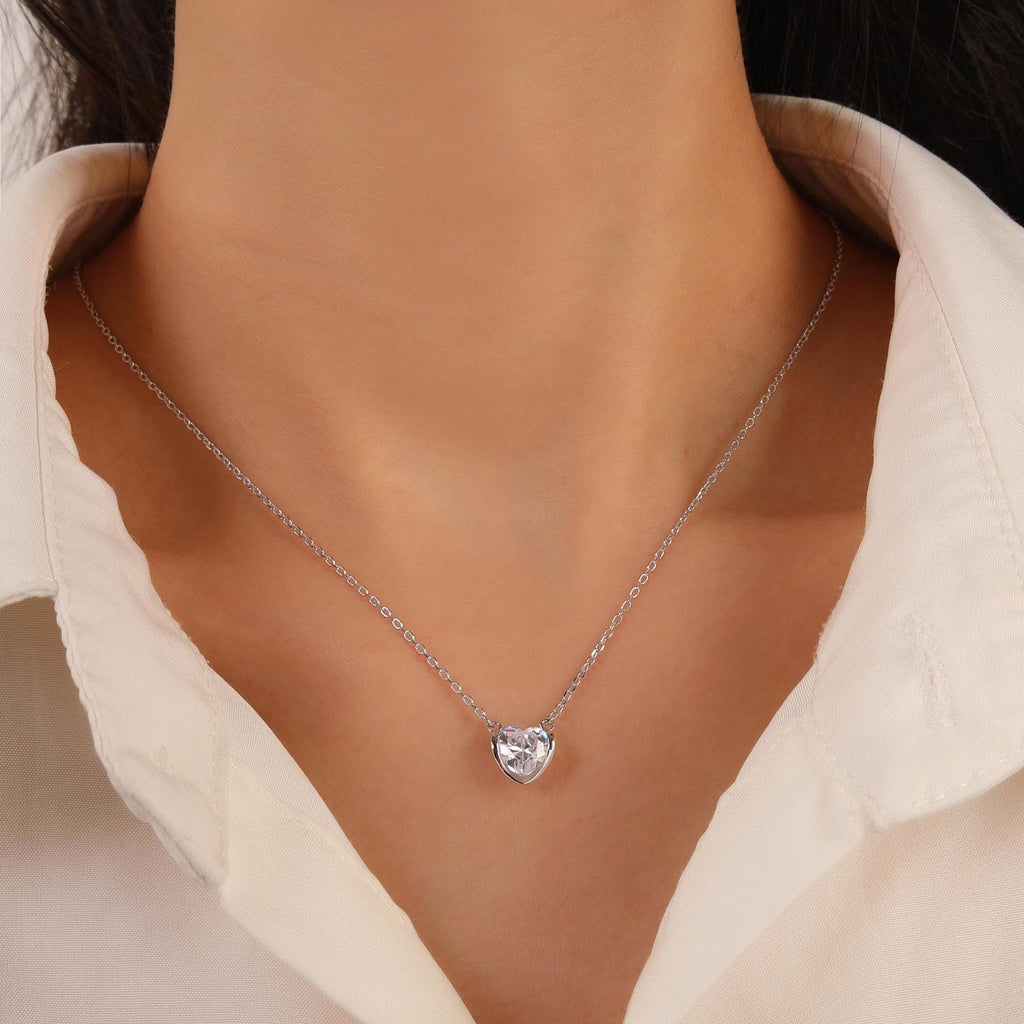 Tiny Heart Pendant Necklace