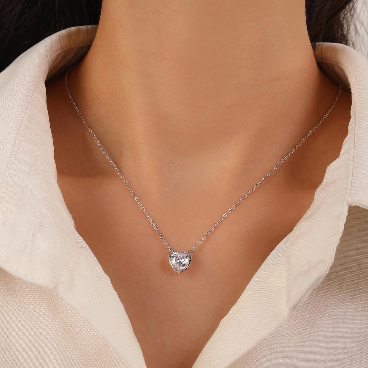 Tiny Heart Pendant Necklace