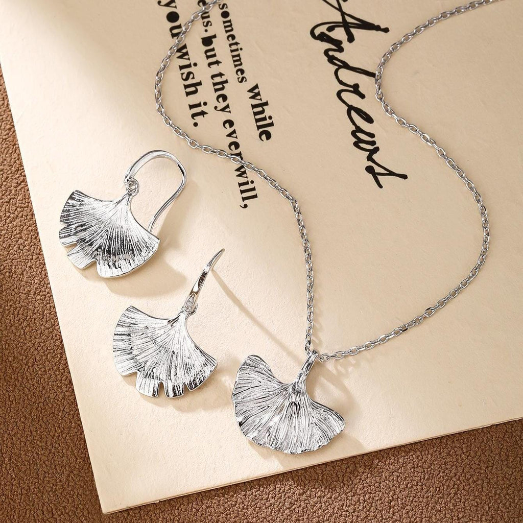 Dainty Ginkgo Leaf Gift Set